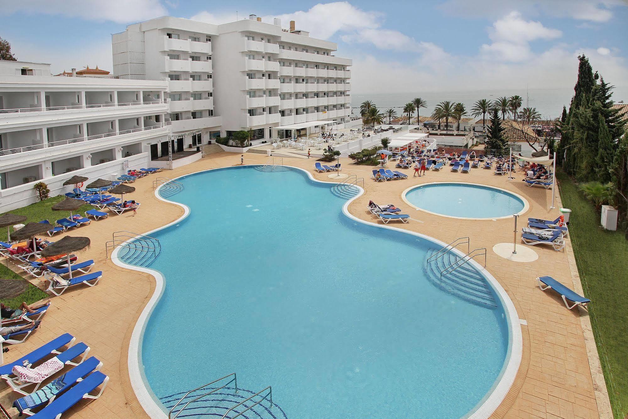 Hotel Palia La Roca Benalmadena Exterior photo